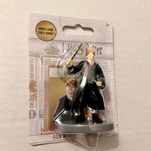 Wizarding World Ron Weasley Figure - Black and Red